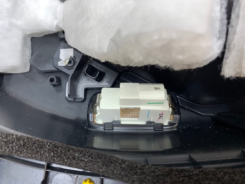 2019-2021 INFINITI QX50 REAR RIGHT SIDE DOOR PANEL BEIGE 829A05NE0A (44K) - Picture 15 of 24