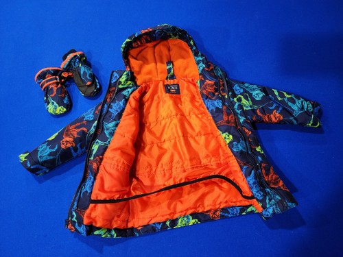 THE CHILDREN' PLACE 5 PC DINOSAUR SET - JACKETS/VEST/HOODIE/MITTENS/PANTS SIZE 4 - Picture 6 of 24