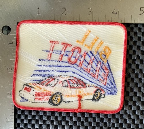 BILL ELLIOTT COORS CAR # 9 NASCAR RICAMATO CUCITO SU TOPPA 4 1/4" x 3 1/2" NOS - Foto 2 di 2