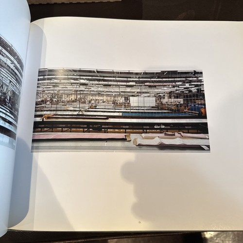 Andreas Gursky Photographs from 1984 to the Present - Picture 10 of 19