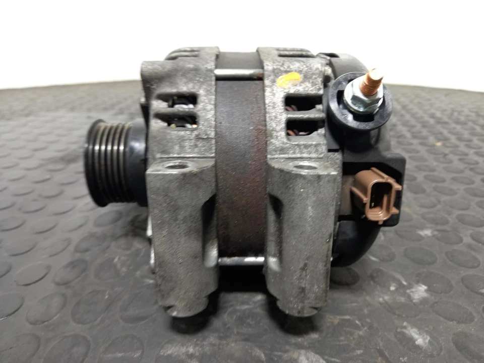 MASERATI LEVANTE Alternator 2017-2023 3.0L 275 1042106592 - Image 4 of 4