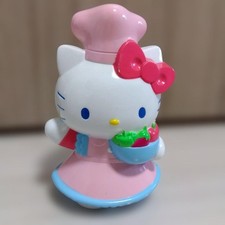 Retro Hello Kitty Figure Deluxe Kitchen