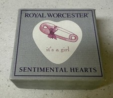 It s A Girl ROYAL WORCESTER KEEPSAKE SENTIMENTAL HEARTS W/box