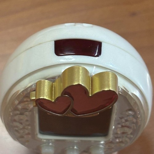 Set Orecchini BANDAI Tamagotchi P's Bianco con Tama Deco USATI funzionanti - Foto 13 di 13