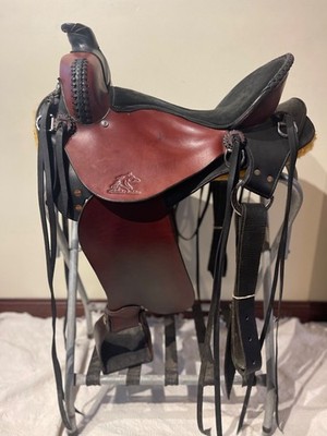 Synergist 16'' Suede Seat Trail/Pleasure Riding Endurance Saddle
