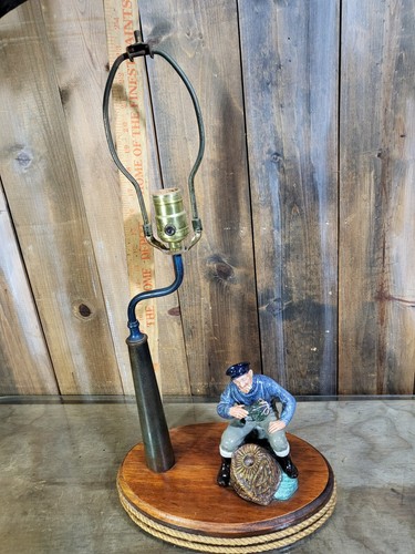 VTG Lamp 1963 ROYAL DOULTON The Lobster Man Figurine HN 2317 Nautical Fisherman - Picture 13 of 14