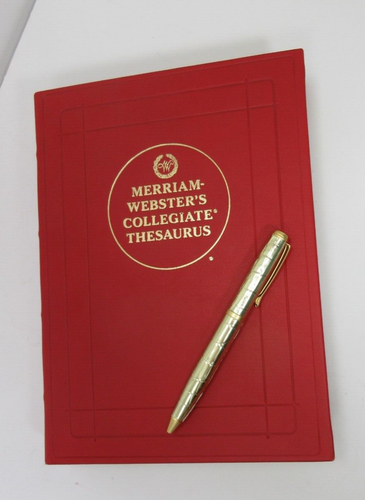 Merriam-Webster's Collegiate Thesaurus Leather Hardcover Gold Embossed RED - Picture 5 of 12