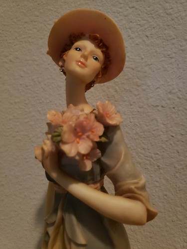 Casinelli Lareaux Beautiful Lady Resin Figurine with Base 16"  - Picture 7 of 11