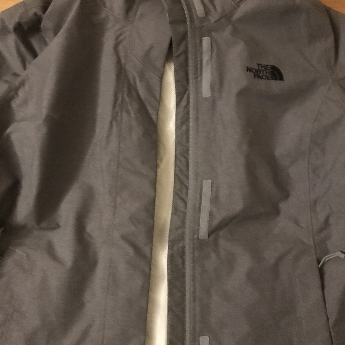 THE NORTH FACE Gray DryVent Waterproof Windproof Hooded Rain