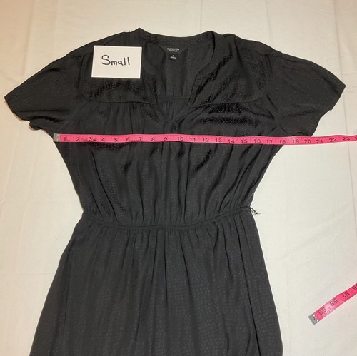 Simply Vera Vera Wang Women's Black Dot V-Neck Short Sleeve Dress NWT - Picture 6 of 13