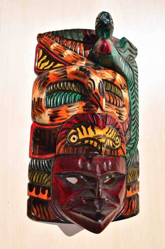 HAND MADE CARVED WOODEN MASK FROM GUATEMALA - GORGEOUS DETAILS!!! #3 - Picture 1 of 4