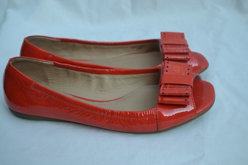 KATE SPADE AUTH $399 Women Orange Patent Leather Open Toe Front Bow Flats Sz 7.5 - Picture 10 of 12