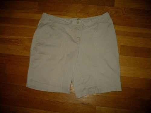 Tommy Bahama Shorts Size 8 Khaki Walking Golf Casual