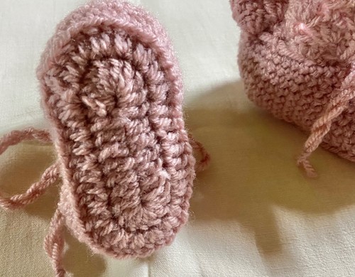 Babbucce Scarpette Artigianali Fatte Interamente A Mano Con l’uncinetto - Neonat - Foto 24 di 24