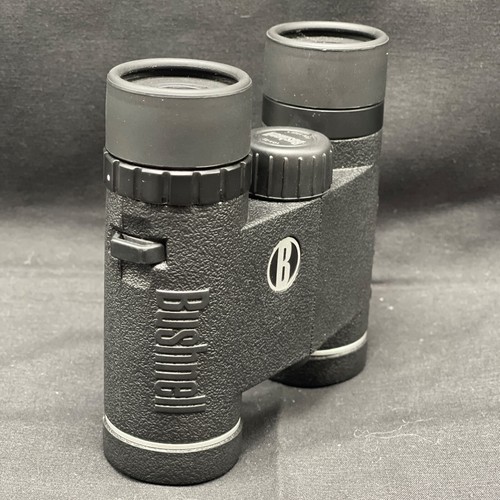 Brand New Compact Bushnell 10x25 FOV 330FT Binoculars With Case Cloth & Strap - Picture 3 of 11