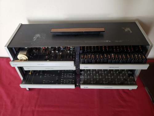 VINTAGE LAB VOLT ELECTRONIC EXPERIMENT COMPONENT TRAINING BOARDS CASE 1977 - Picture 5 of 10