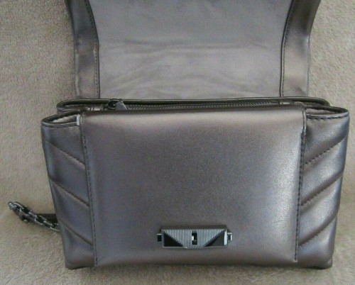 Bolso bandolera de cuero metálico acolchado MICHAEL KORS 30H9UOEL6K Cece nuevo con etiquetas - Imagen 7 de 10