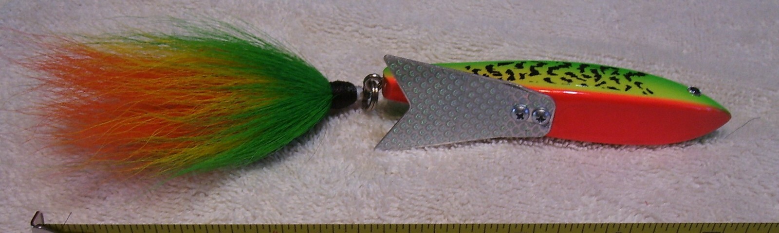 BEAUTIFUL 8" OVERALL WOOD ICE SPEARING DECOY DARTING DECOY  GYO TAIL