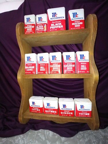 McCORMICK & CO SPICE TINS 13 WITH WALL SPICE RACK SOLID WOOD - Picture 1 of 12