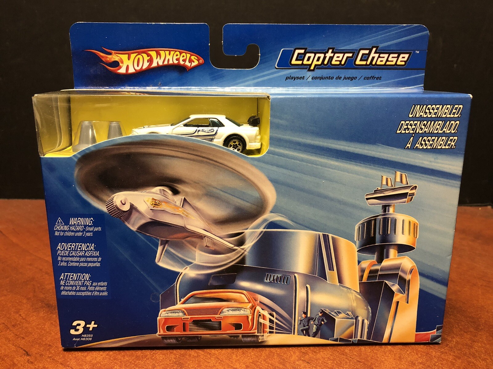 Hot Wheels Copter Chase With Nissan Skyline EM3804 Hot Wheels Copter Chase With Nissan Skyline EM3804