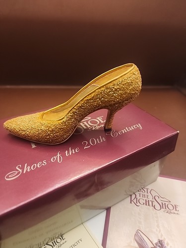 Just The Right Shoe By Raine, Golden Stiletto, COA & Box - Picture 4 of 5