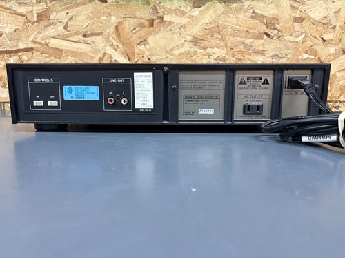 Sony CDP-110 Compact Disc CD Player - Rare 1987 - For Parts - Picture 2 of 2