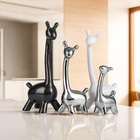 Pack of 4 Giraffe Family Show Piece Home Decor Living Room Garden Decor Figurine