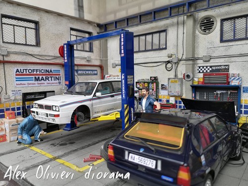 Diorama 1:18 Garage 1:18 Kyosho Lancia DELTA INTEGRALE 1:18 SOLIDO 1:18 - Foto 5 di 20