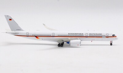 1:400 AV400 Germany Air Force Airbus A350-900ACJ 10+01 w