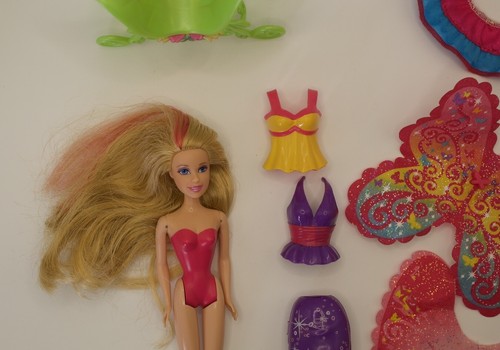 Barbie A Fairy Secret 2010 Puppe 6" Zoll blond Glitzer Flügel Druckknopf Mode - Bild 7 von 8
