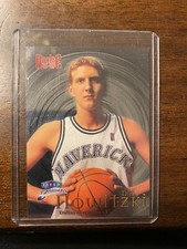 Dirk Nowitzki ‘98-99 Fleer Brilliants #109 Rookie Card Mavericks!!
