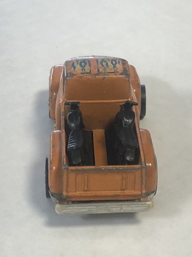 Vintage 1973 Hot Wheels Redline Hi-Tail Hauler Orange w/ Motorcycles - Picture 2 of 10