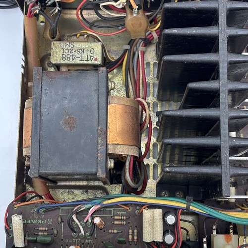 Pioneer SA-606 Stereo Amplifier Twin VU Meters Tested & Works Rusty Please Read - Picture 11 of 18