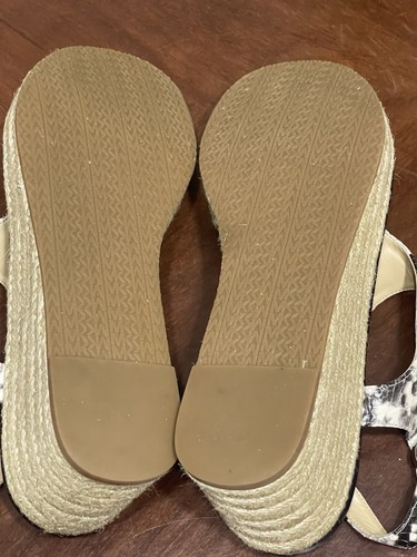 Michael Kors Laney Snake Leather Espadrille Thong Wedge Sandals 9 - Picture 10 of 12