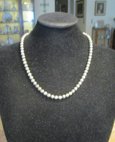 18" VINTAGE Navajo Sterling Silver PEARLS Bead Necklace on Foxtail Chain - Picture 4 of 12