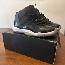 Nike Air Jordan Retro 11 "Space Jam" 2016 GS Grade School Size 5Y 378038-003
