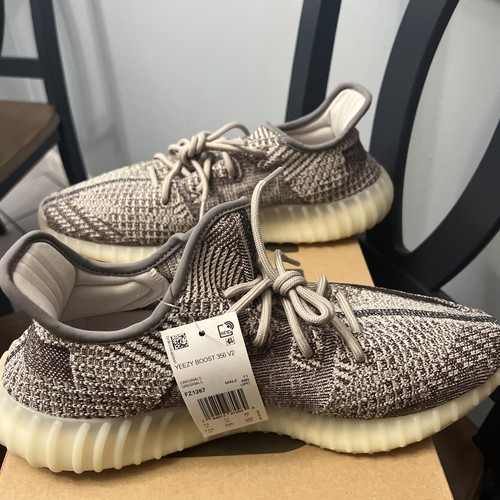 Size 11.5 - adidas Yeezy Boost 350 V2 Low Zyon - Picture 2 of 8
