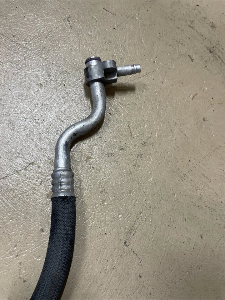 Tubo de linha de mangueira de descarga de ar condicionado 2012-2015 Mercedes-Benz GL450 A/C fabricante de equipamento original - Imagem 4 de 4