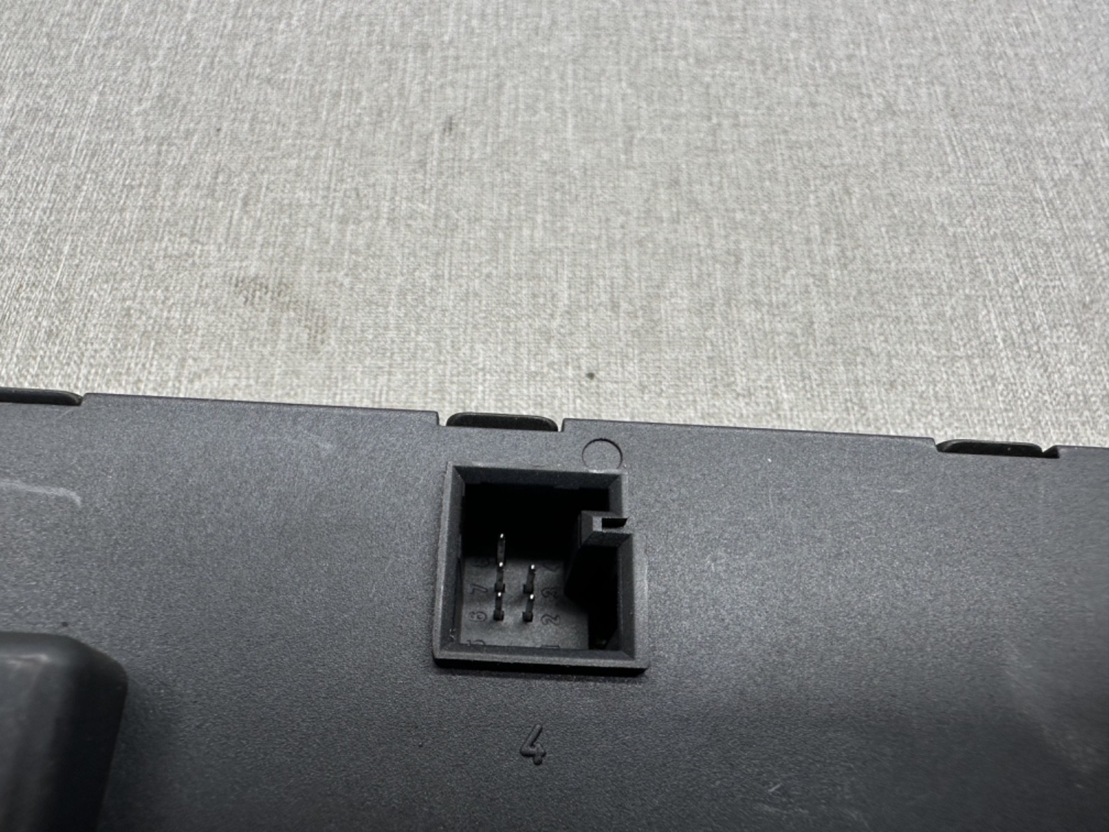 01-07 Mercedes Benz W203 C230 C240 C320 Front Right Door Control Unit Genuine