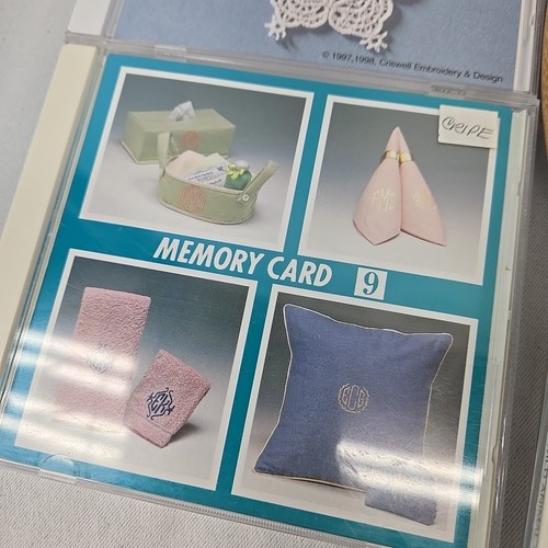 VTG Janome Memory Card Lot Of 13 Design Memory Cards Sewing Machine Embroidery - Picture 7 of 8