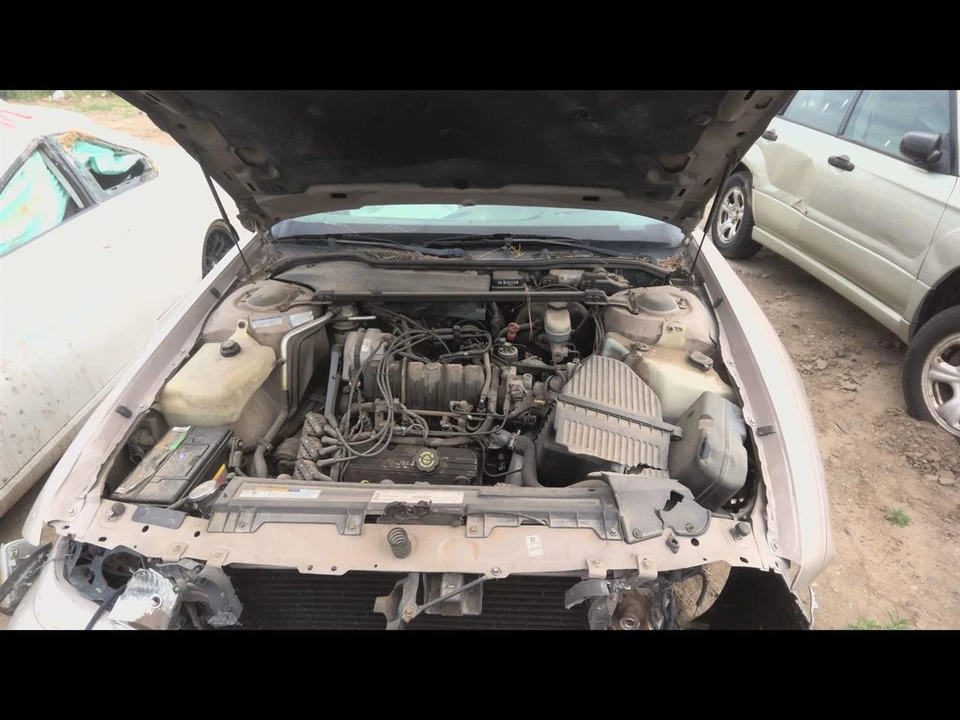 Used Front Right Door Window Regulator Front fits: 1999 Pontiac Bonneville Front Foto 2 de 4