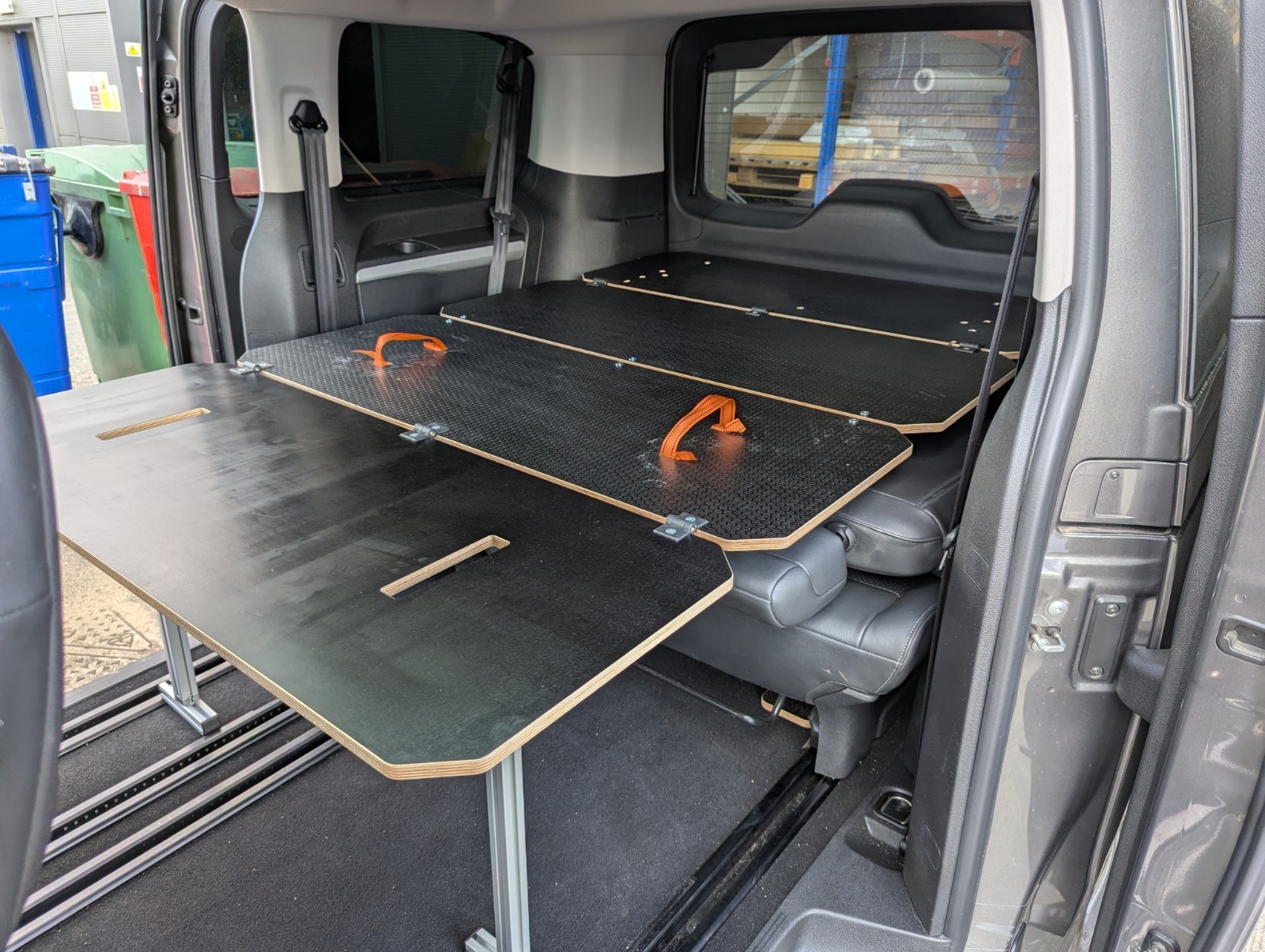 Ex-Display Removable Table with Stand-Mercedes Vito Tourer V-Class Viano Marco - Image 9