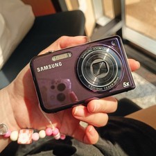 Samsung PL170 Digital Camera 16.1MP 5x Optical Zoom 2.7in Blink Detection Purple