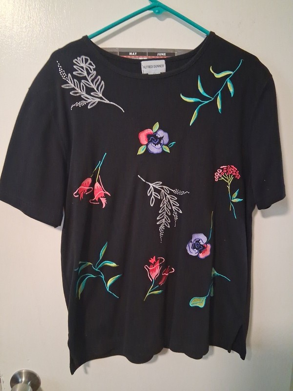 Alfred Dunnner Women's Short Sleeve Blouse, Size Large, flower design 
