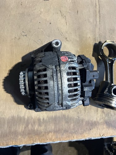 VW T5 TRANSPORTER 2007 2.5 TDI AXD ALTERNATOR - Picture 1 of 3