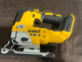 Dewalt 20V XR Jigsaw DCS334 (Tool Only) Used only two times.