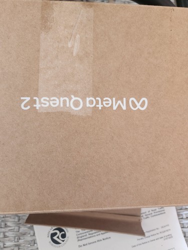 Meta Oculus Quest 2 Headset nur 256GB - Weiß defekt lässt sich nicht einschalten