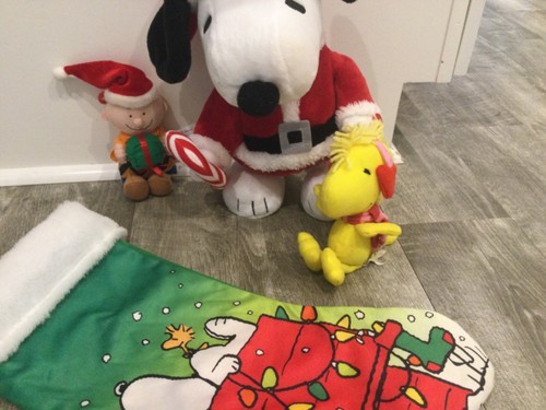CHRISTMAS PLUSH/STOCKING PEANUTS SNOOPY,CHARLIE BROWN AND WOODSTOCK  PLUSH LOT - Picture 5 of 18