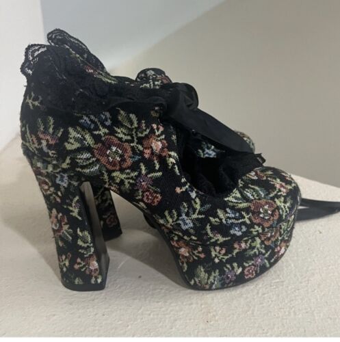 Sold out Dollskill Widow Nocturnal Garden Platform Brocade Mary Janes. Size 7