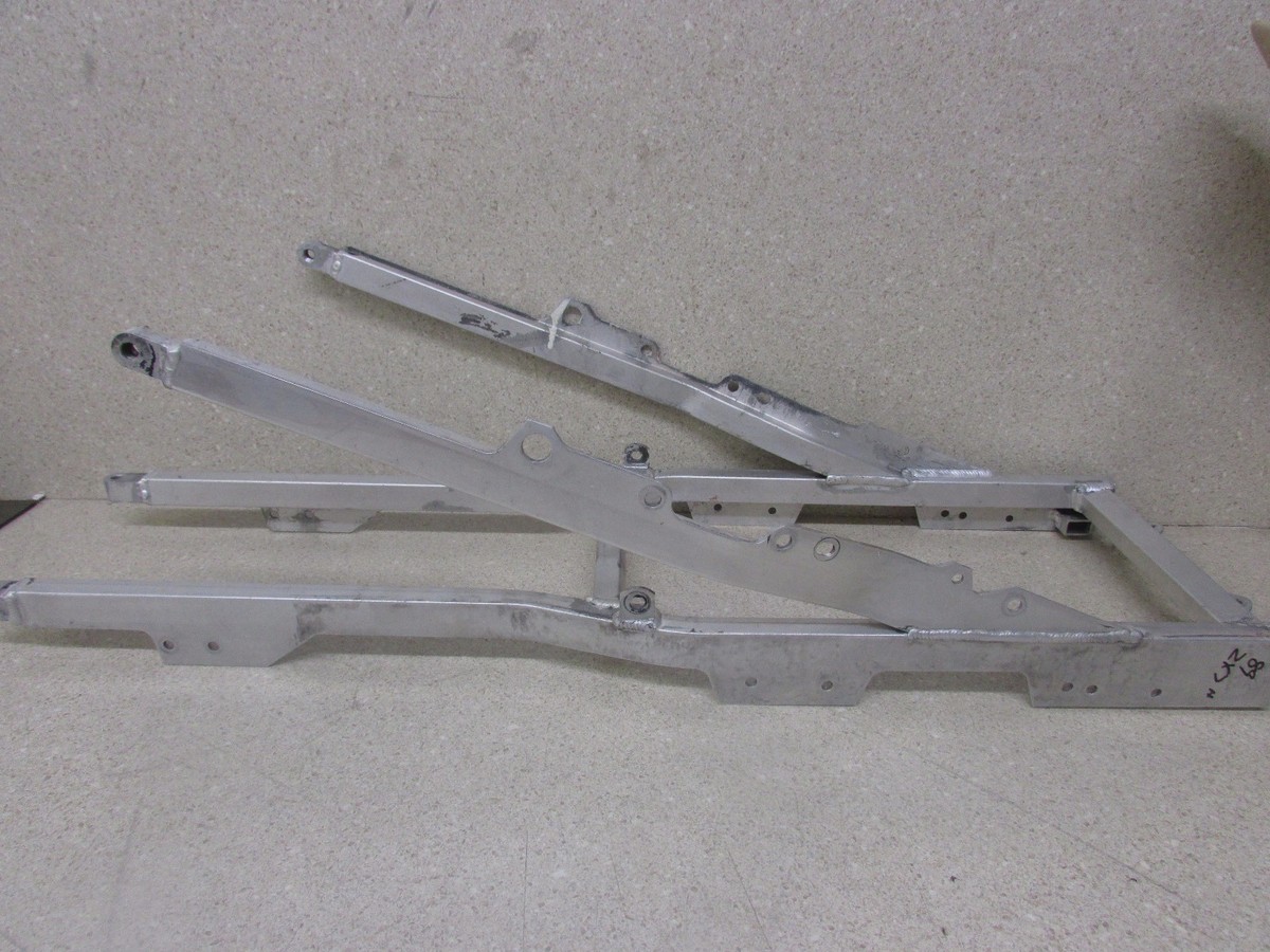 pi0129(=^・・^=) Kawasaki NOS NEW 11012-1029 Swing Arm Cap EN EX KL KZ ZX EN500